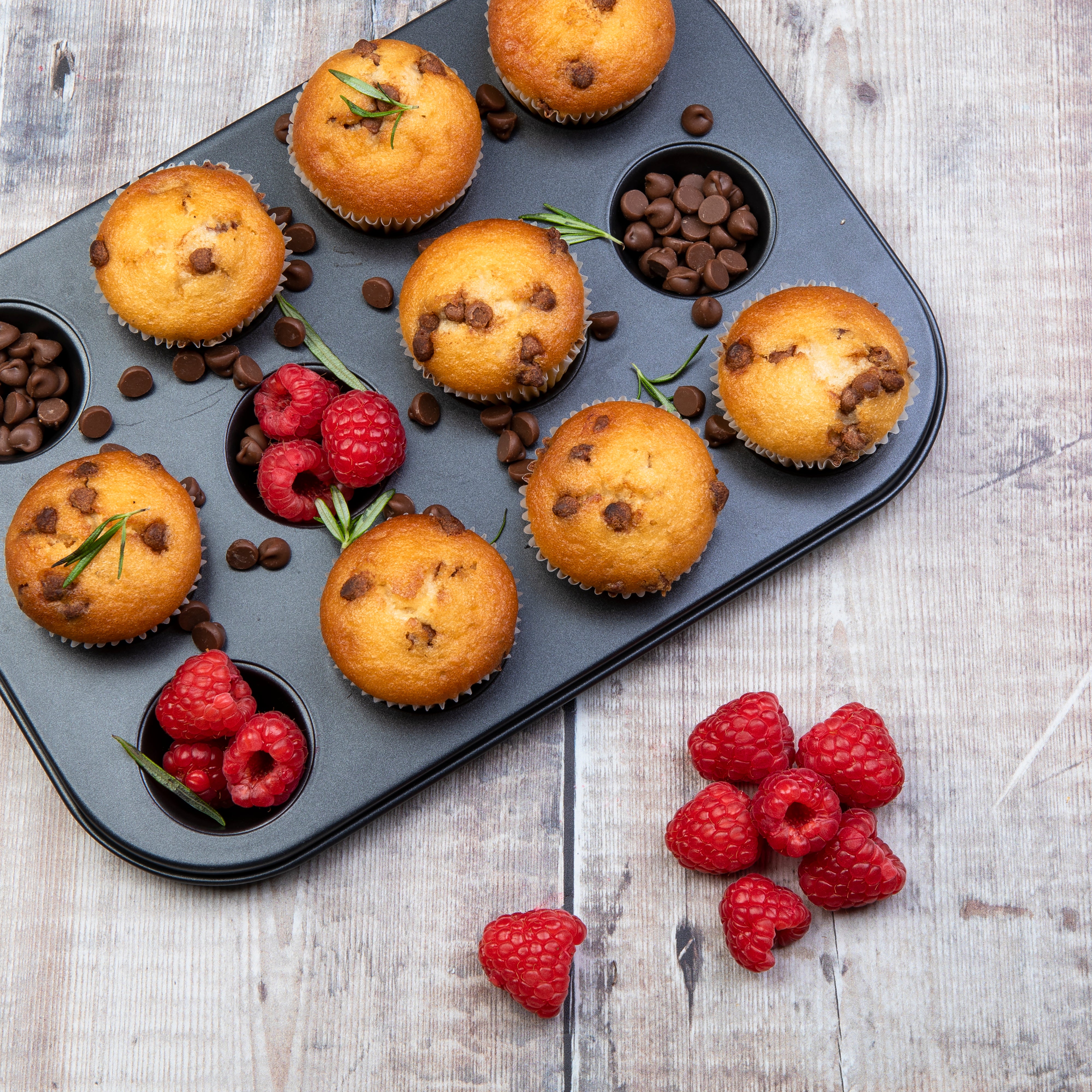 12 Cup Mini Muffin Pan